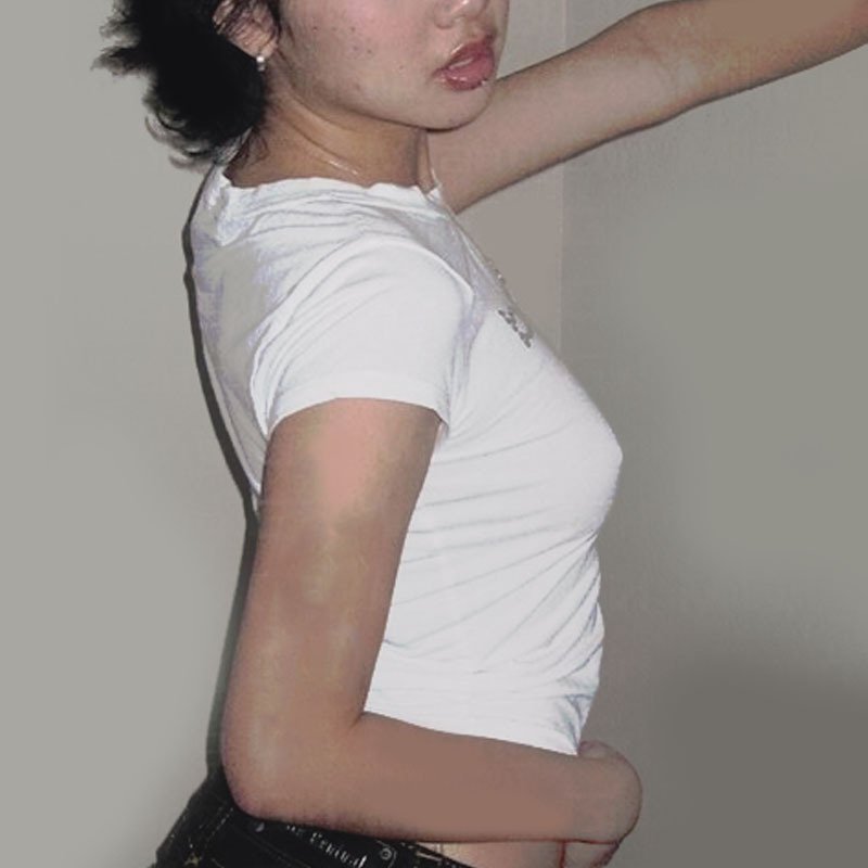 Letter Rhinestone Slim Fit Midriff-baring Top - Image 6